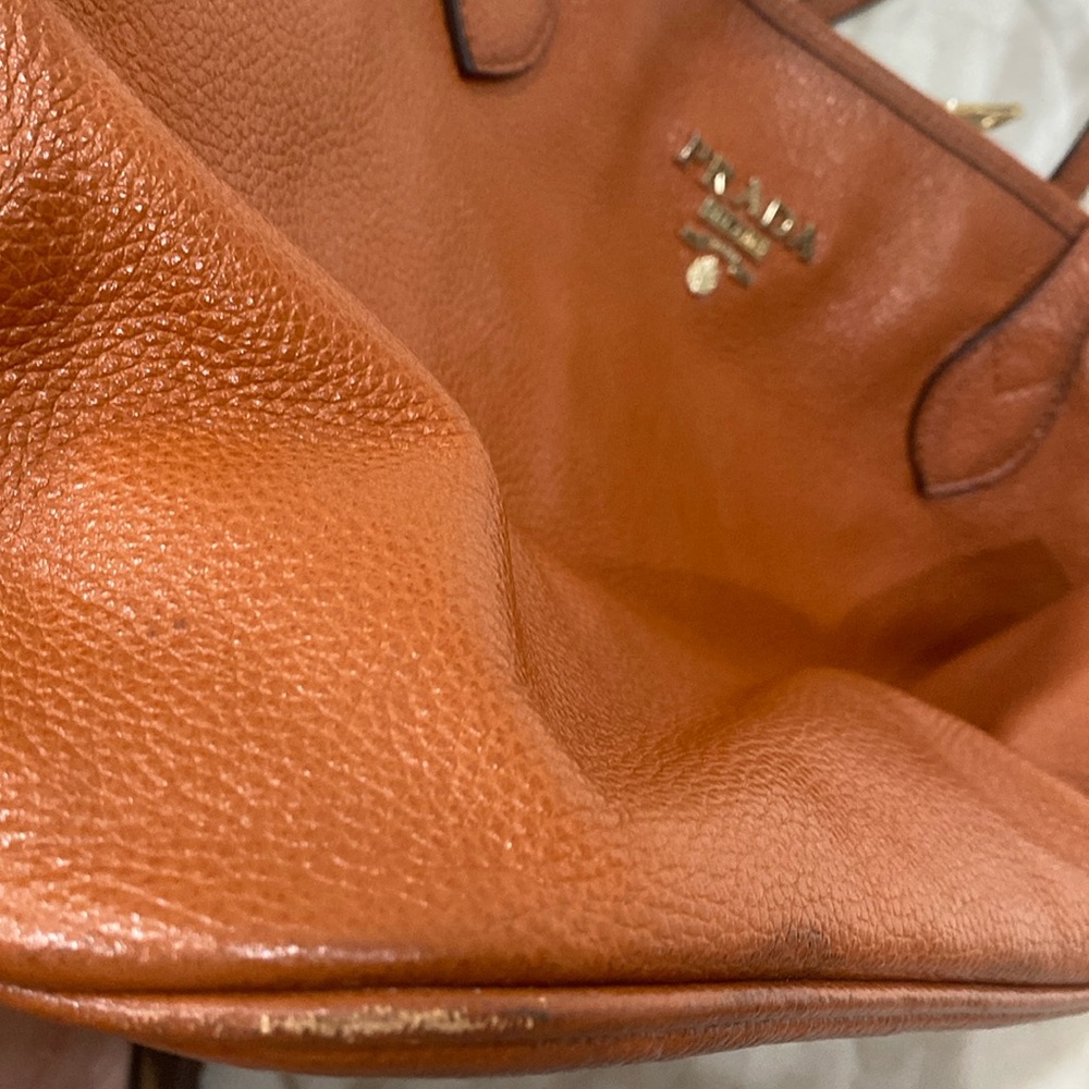 Vintage Prada brown cognac Vitello Daino leather top zip Tote ๐ made in Italy - Picture 12 of 16